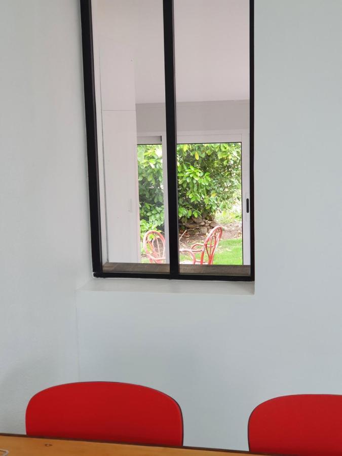 Gite De La Maison Du L.A.C Simard Экстерьер фото