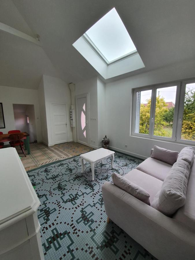 Gite De La Maison Du L.A.C Simard Экстерьер фото